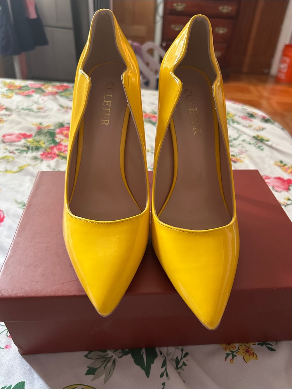 Yellow Patent Pointed-Toe High Heels